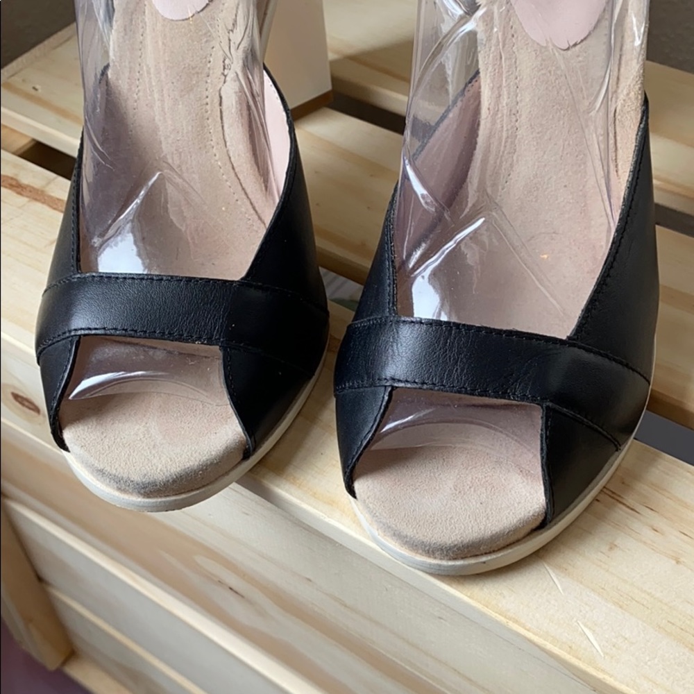 Chunky Heel - image 5